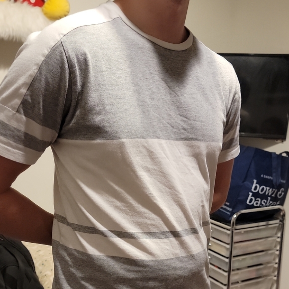 Men's Gray and White Striped Shirt - Picture 2 of 6